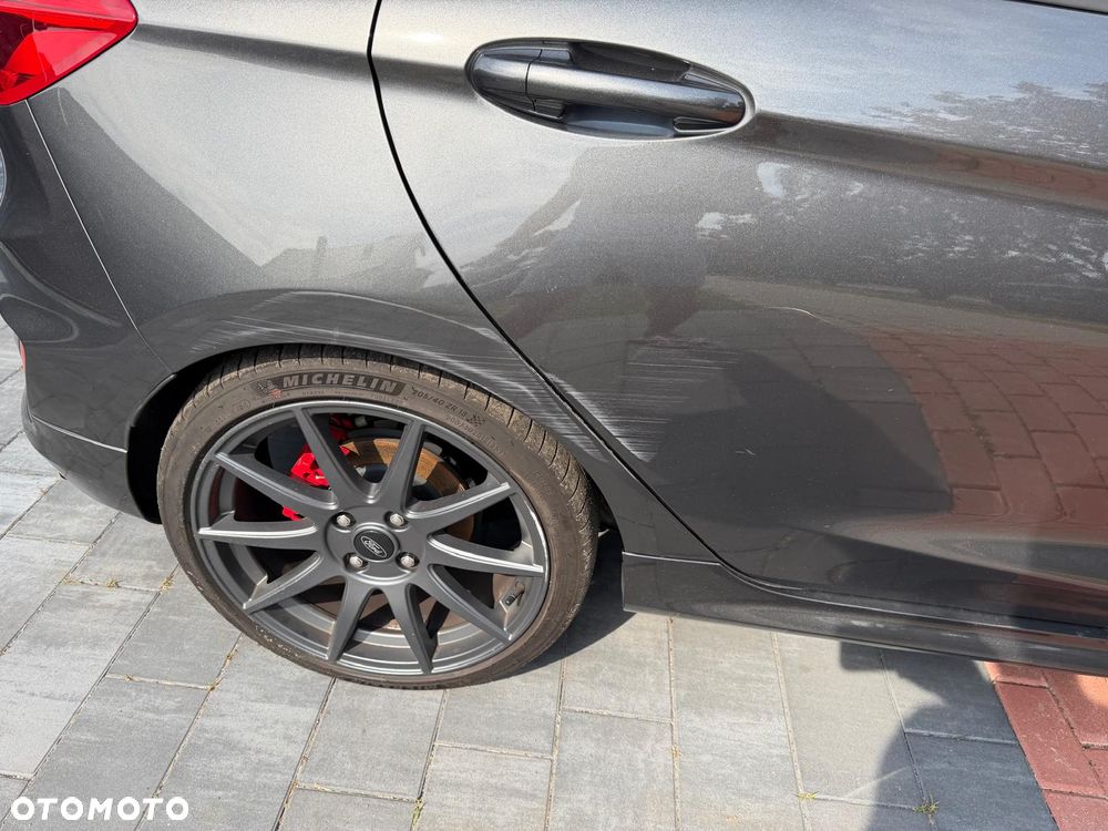 Ford Fiesta - 28