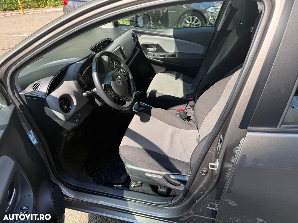 Toyota Yaris 1.5 VVT-i HSD Luna - 3
