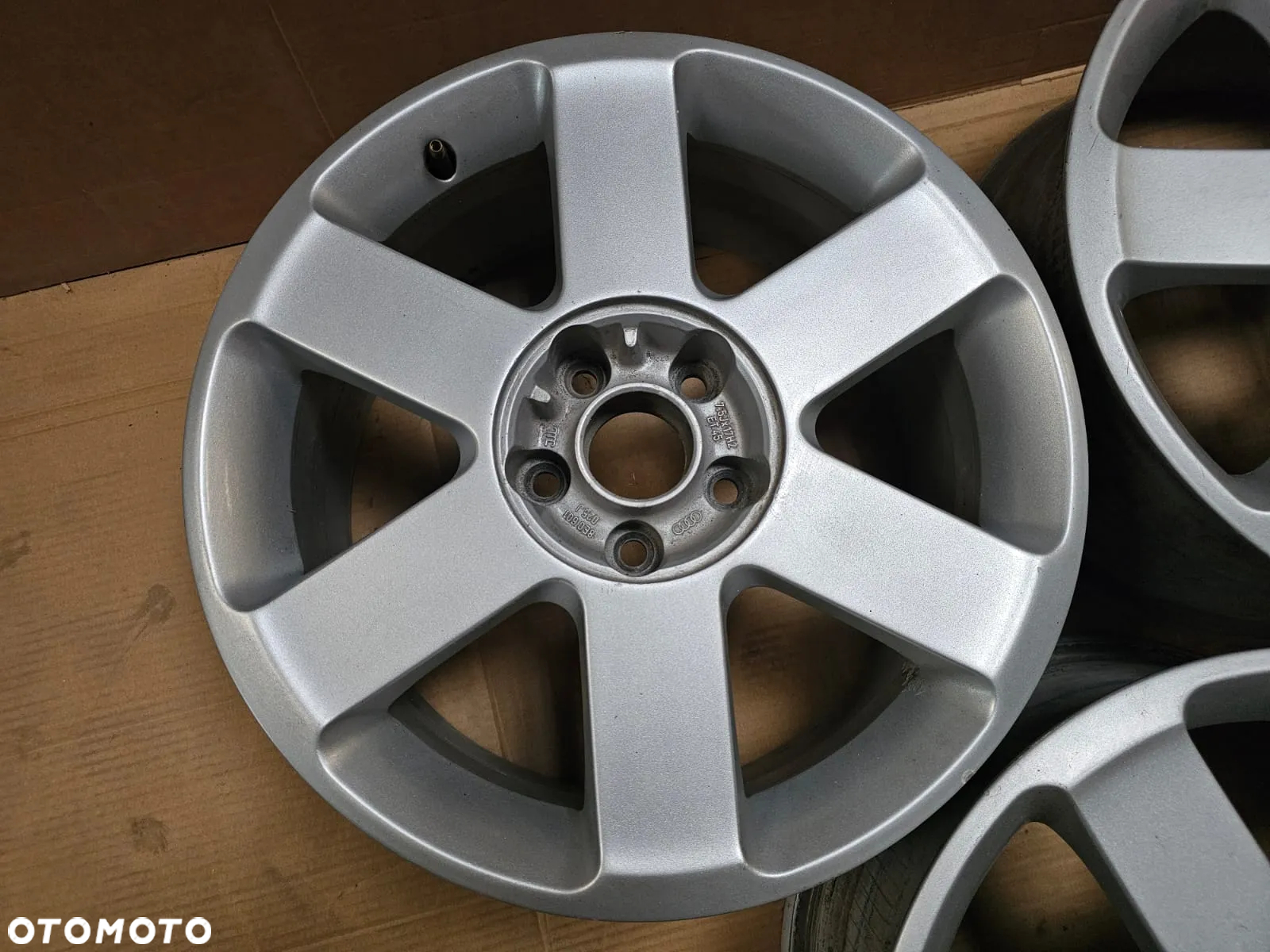 (F92) Audi OE A4 B6 B7 8E / 8E0601025J / 7,5Jx17 ET45 5x112 - 2
