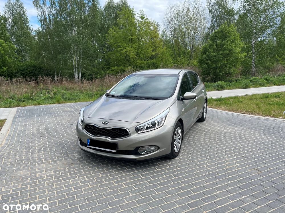 Kia Ceed 1.4 M - 11
