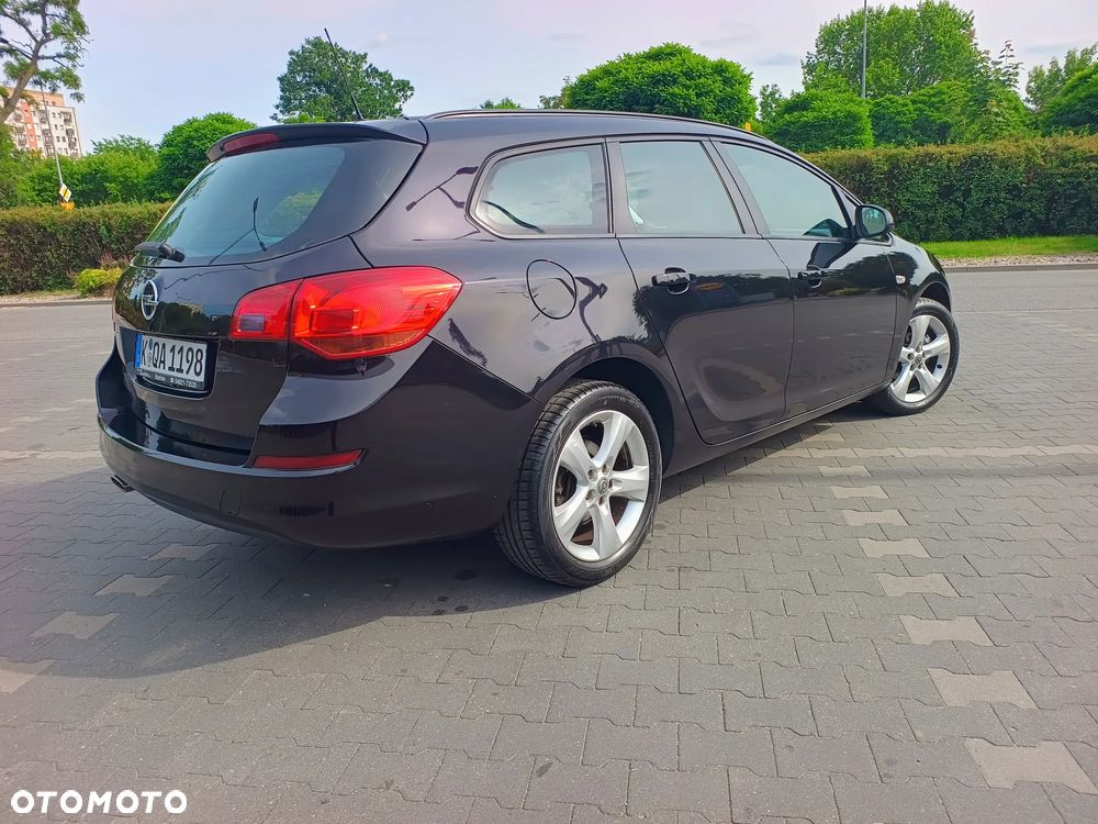 Opel Astra 1.4 T Sport - 13