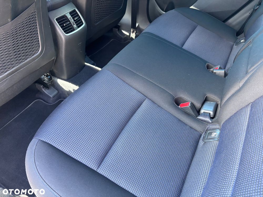Hyundai Tucson blue 1.7 CRDi 2WD DCT Premium - 31
