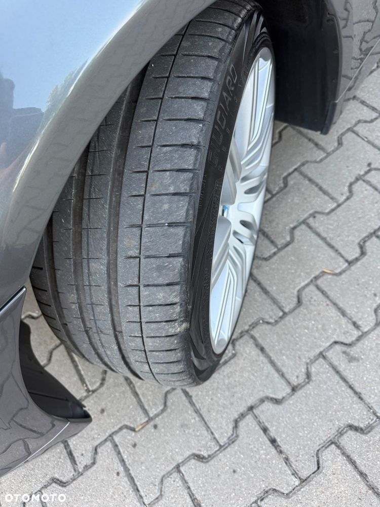 BMW Seria 5 - 32