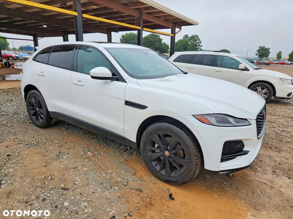 Jaguar F-Pace - 1