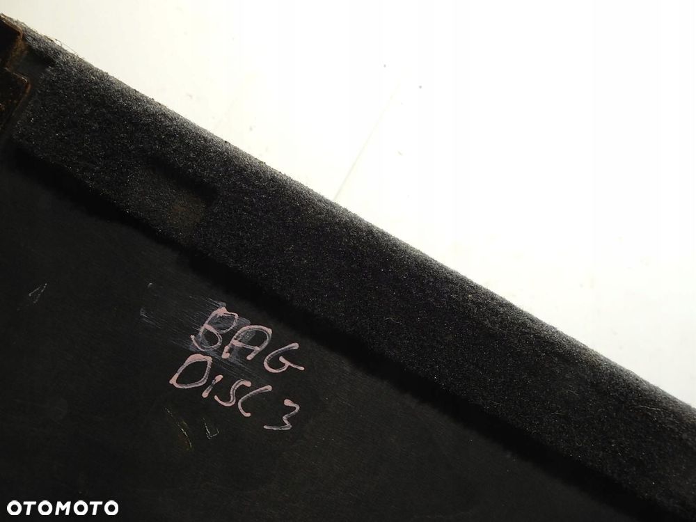 DYWAN PODLOGA BAGAZNIKA LAND ROVER DISCOVERY III EAS500023PVJ - 2