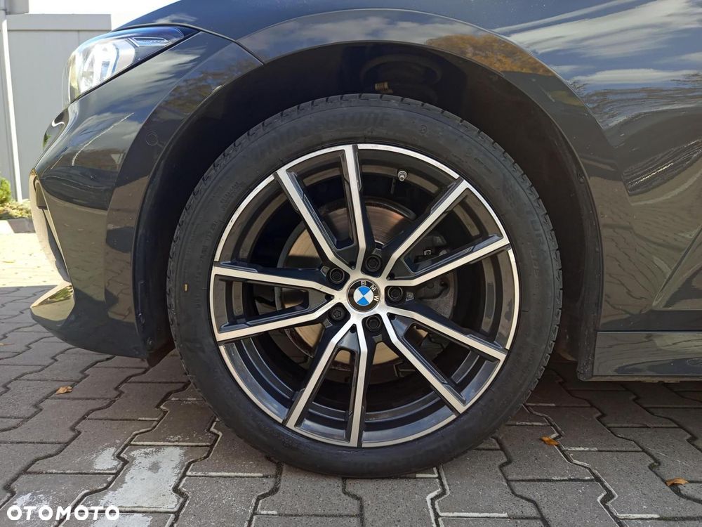 BMW Seria 3 - 11