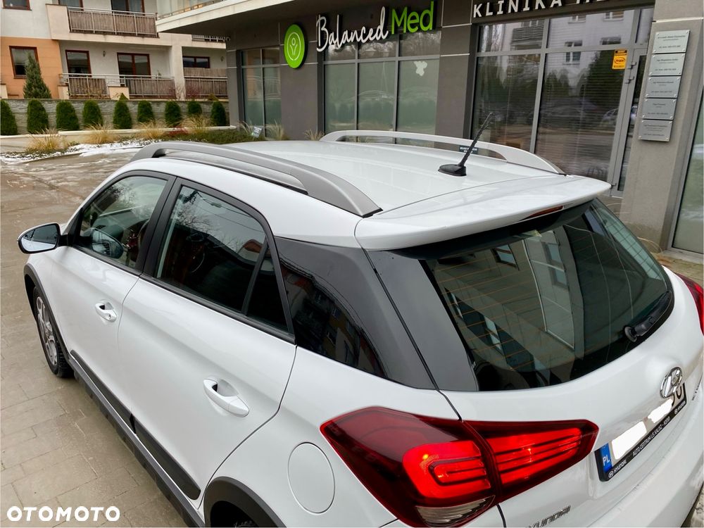 Hyundai i20 1.4 Premium - 23