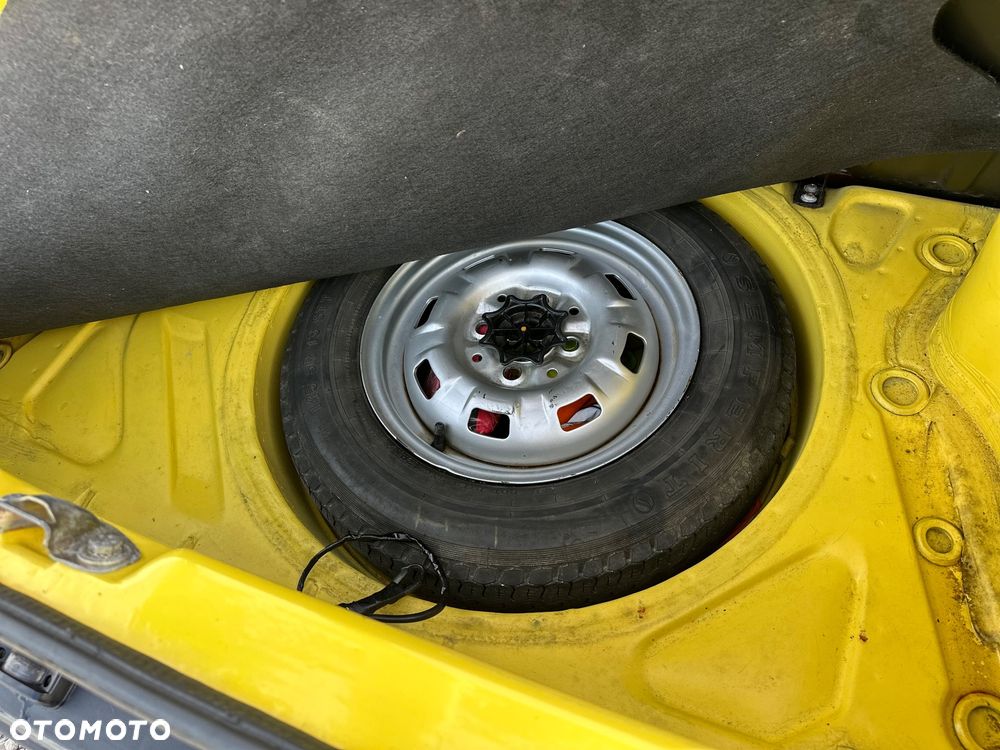 Volkswagen Polo - 24