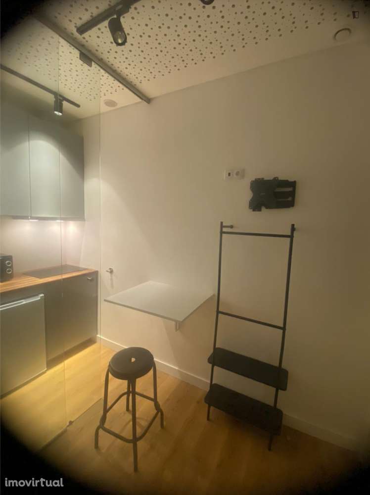 Estúdio - localizado em São Sebastião Lisbon - Grande imagem: 2/9
