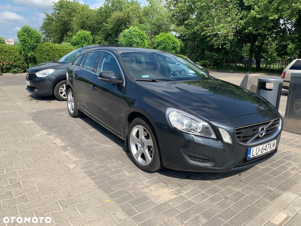 Volvo V60 D3 Geartronic Momentum - 20
