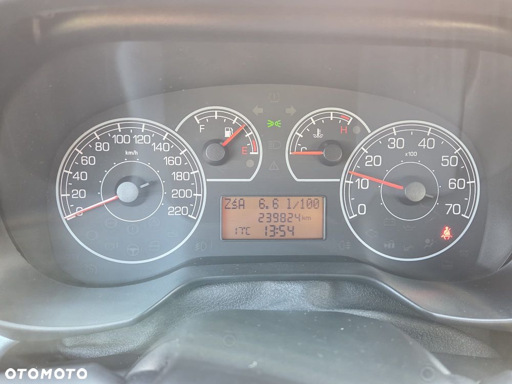 Fiat Grande Punto - 25