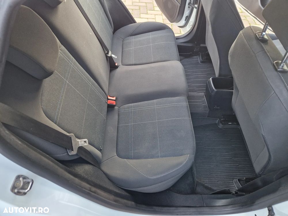 Ford Fiesta 1.0 EcoBoost Titanium - 18