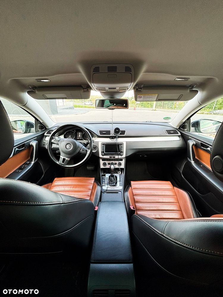Volkswagen Passat 2.0 TDI 4Mot Highline DSG - 8