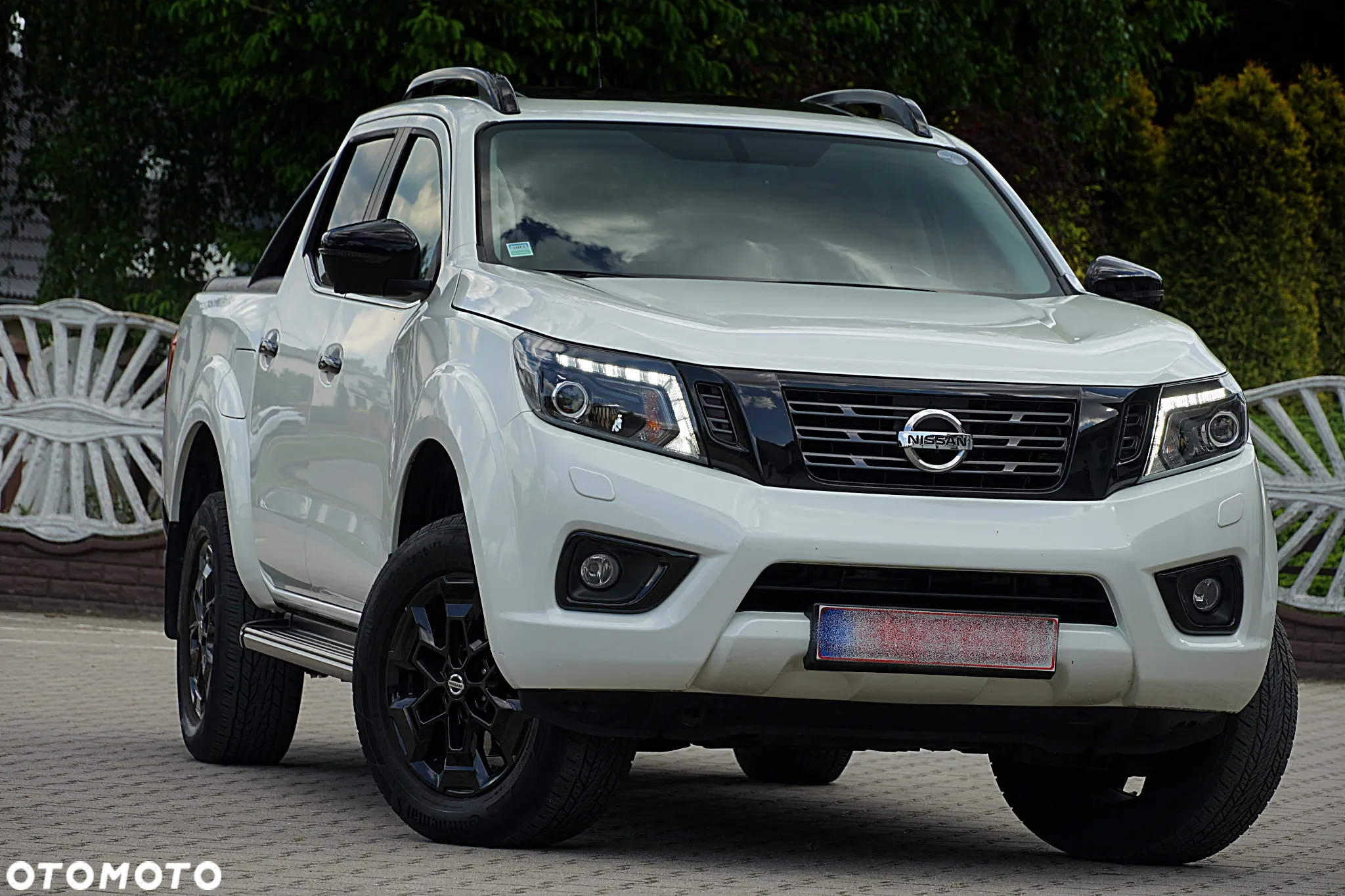 Nissan Navara DC 4x4 S&S Tekna - 2