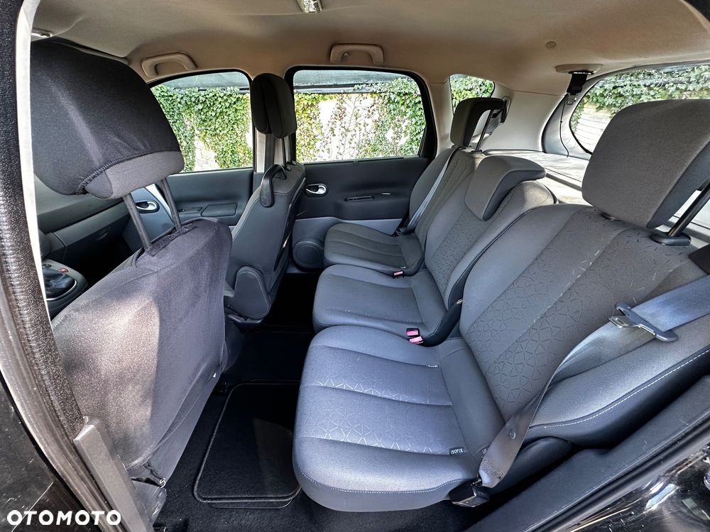 Renault Scenic 1.6 16V Avantage - 15