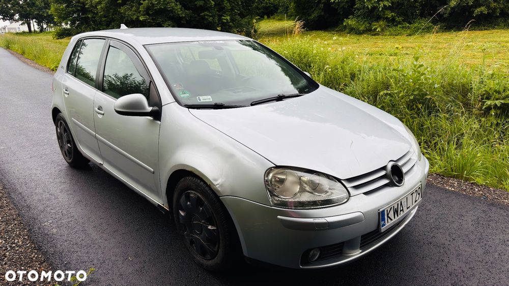 Volkswagen Golf - 2