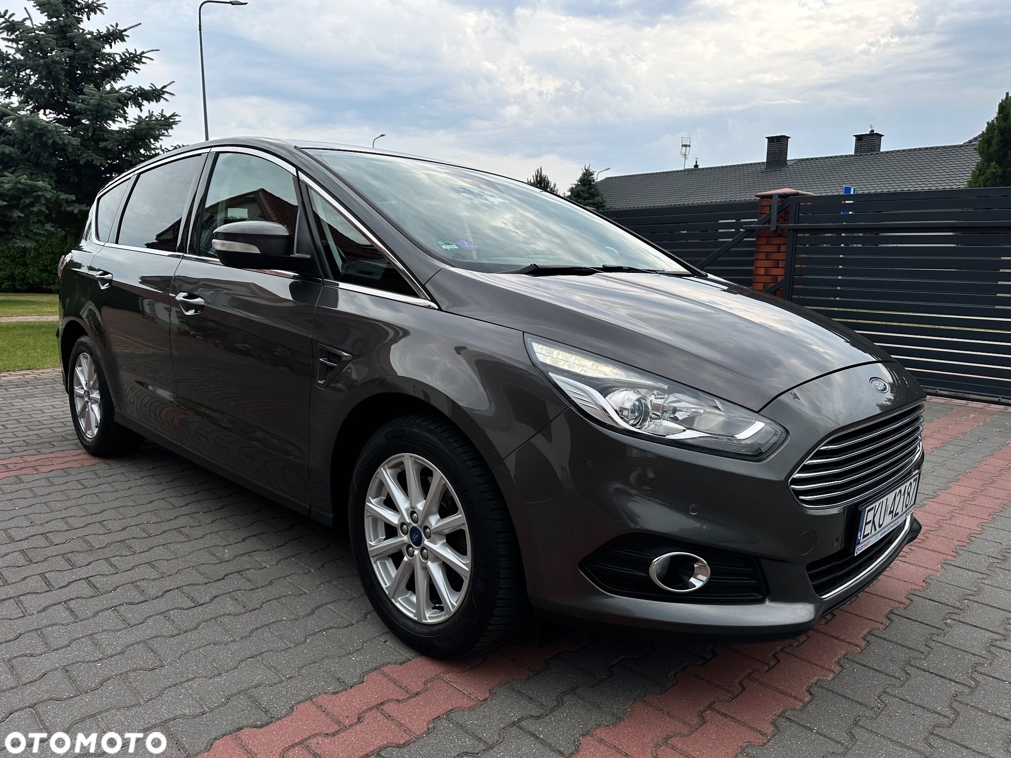 Ford S-Max 1.5 Eco Boost Start-Stopp Titanium - 2