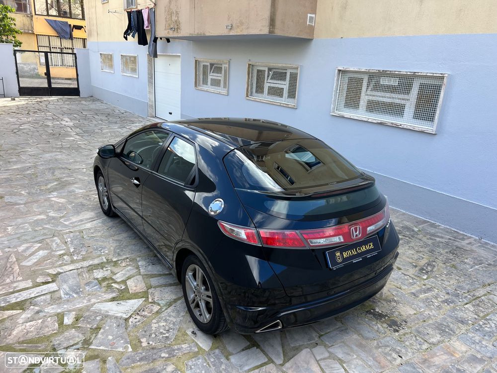 Honda Civic 1.4 i-VTEC Sport - 9