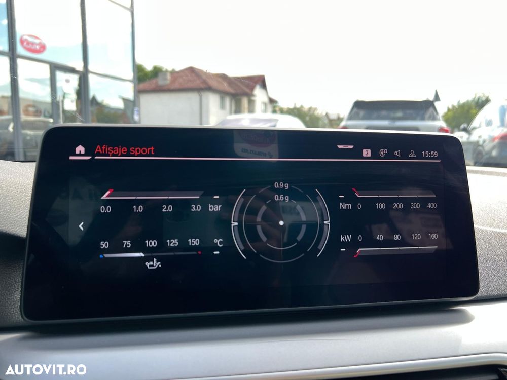 BMW Seria 5 520d xDrive AT MHEV - 30