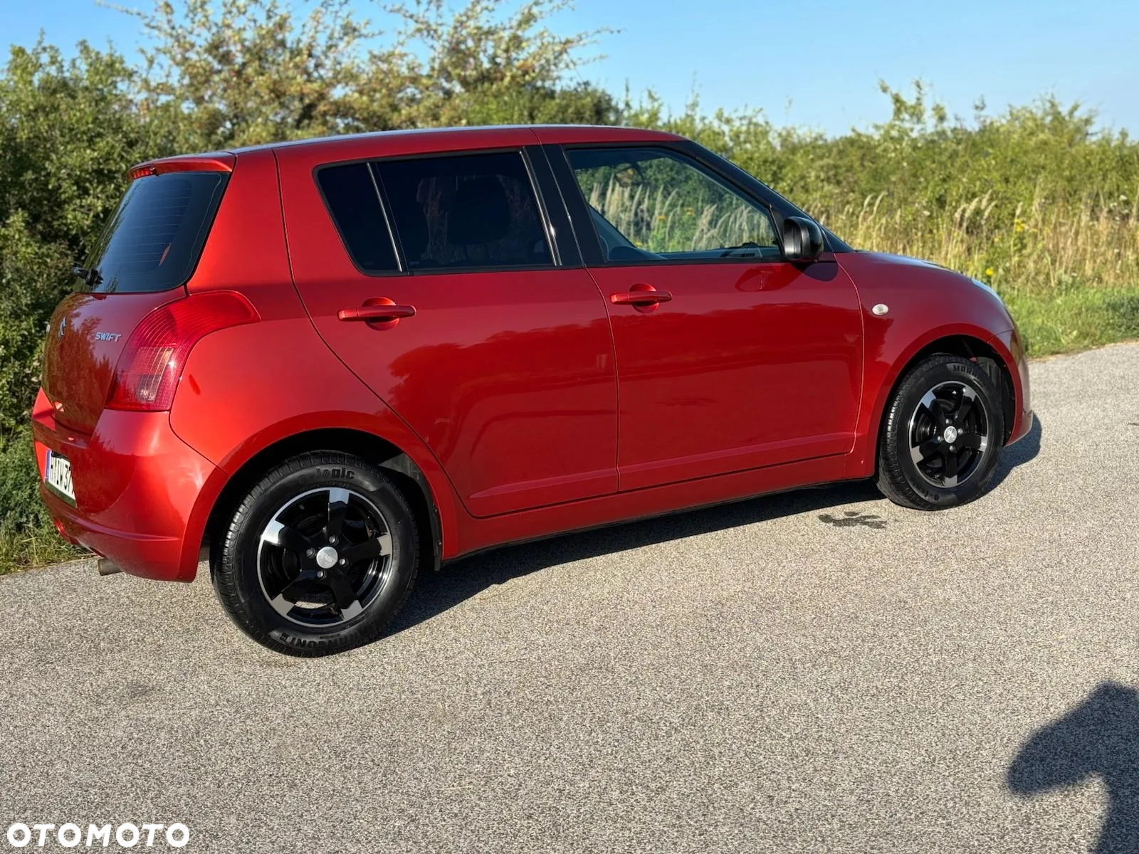 Suzuki Swift 1.3 Sunlight Edition - 9