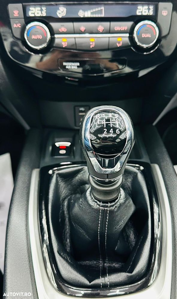 Nissan X-Trail 1.6 dCi Tekna - 28