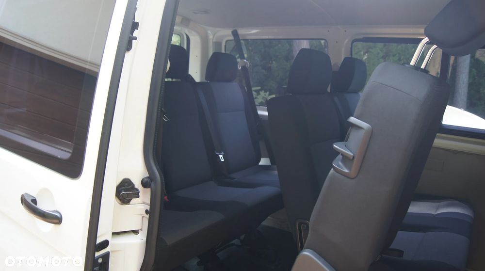 Volkswagen Transporter - 14