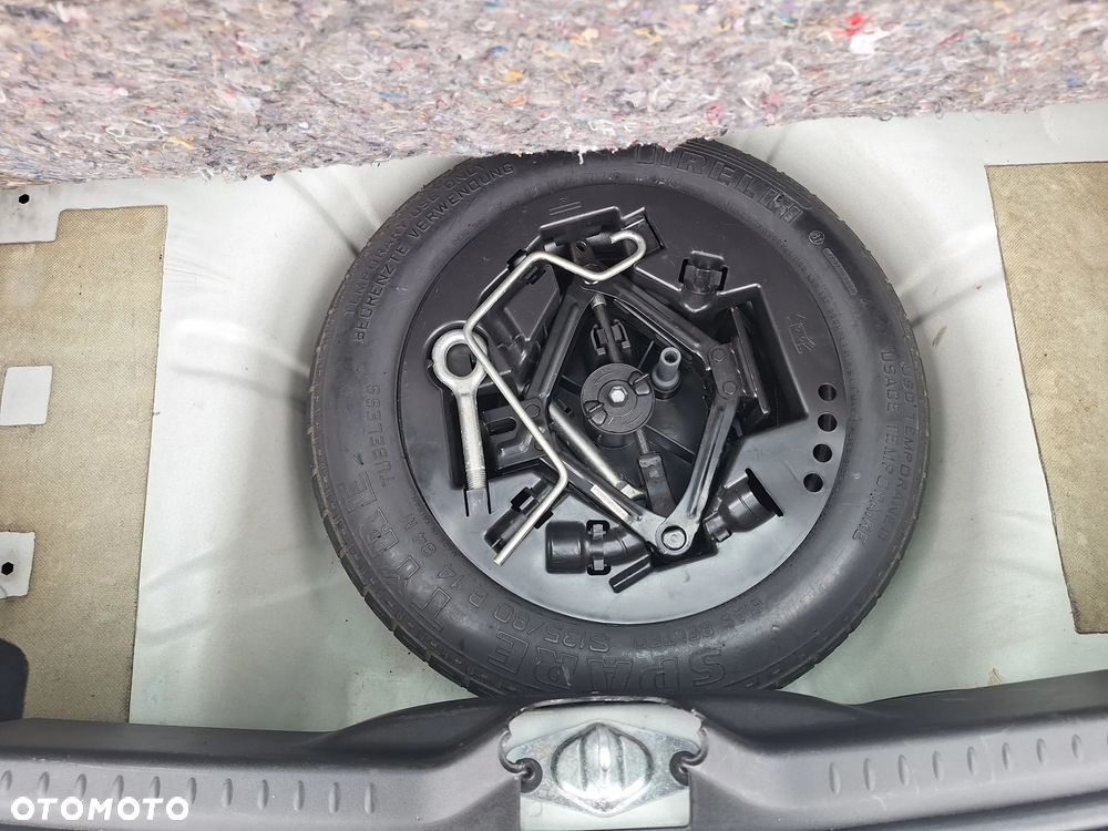 Lancia Ypsilon Y 1.2 8v Elefantino Gold - 24