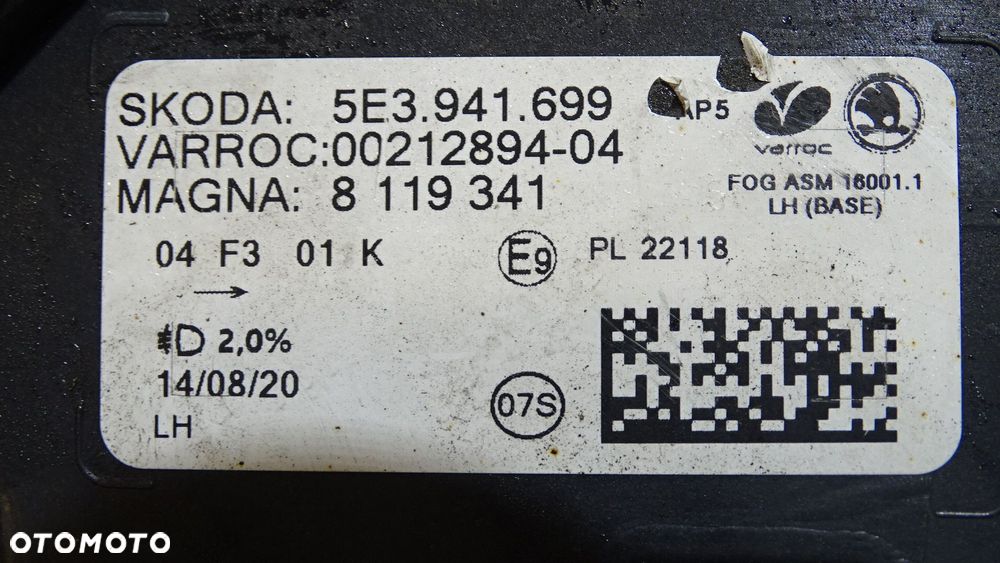 HALOGEN LEWY LED DRL SKODA OCTAVIA IV - 4