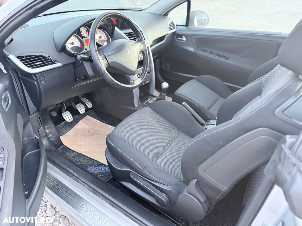 Peugeot 207 150 THP Sport - 12
