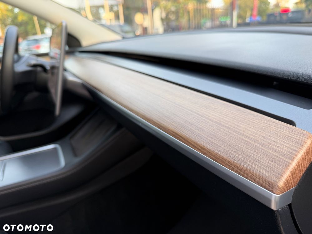 Tesla Model Y RWD - 29
