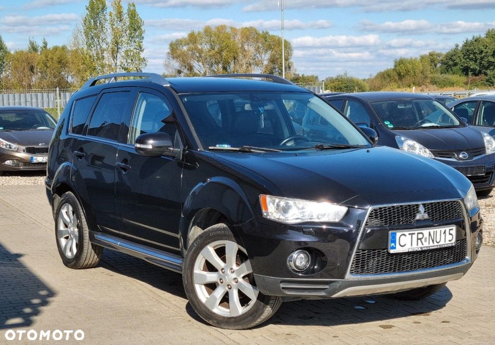 Mitsubishi Outlander - 3