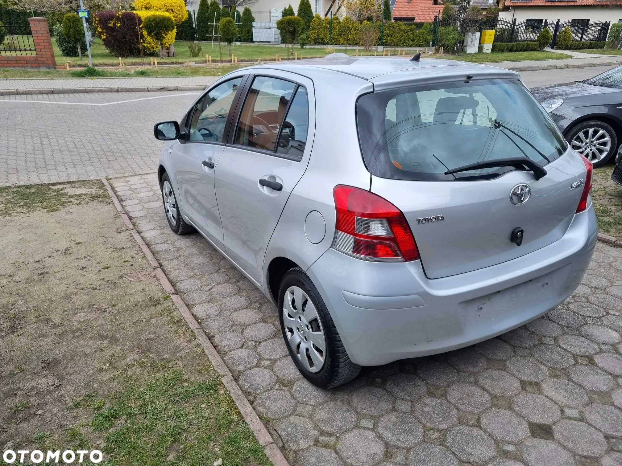 Toyota Yaris 1.33 VVT-i Cool - 5