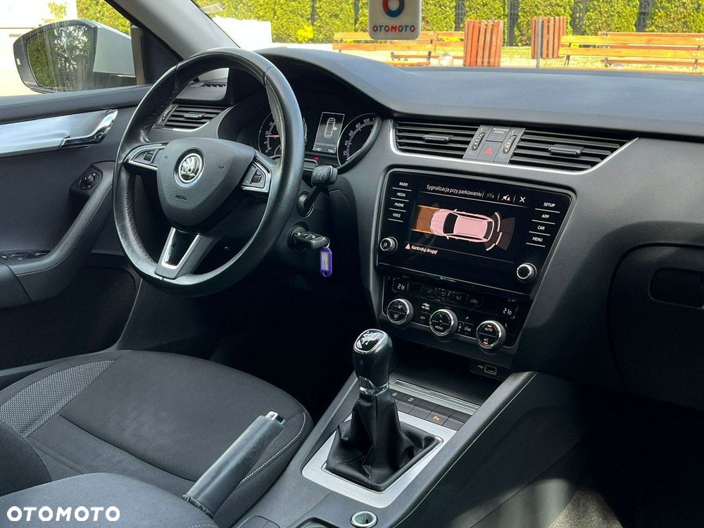 Skoda Octavia - 32