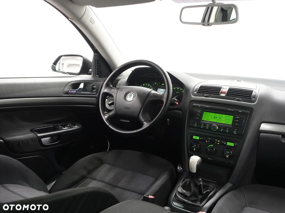 Skoda Octavia - 28