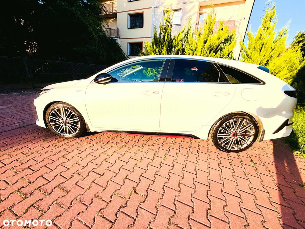 Kia ProCeed - 2