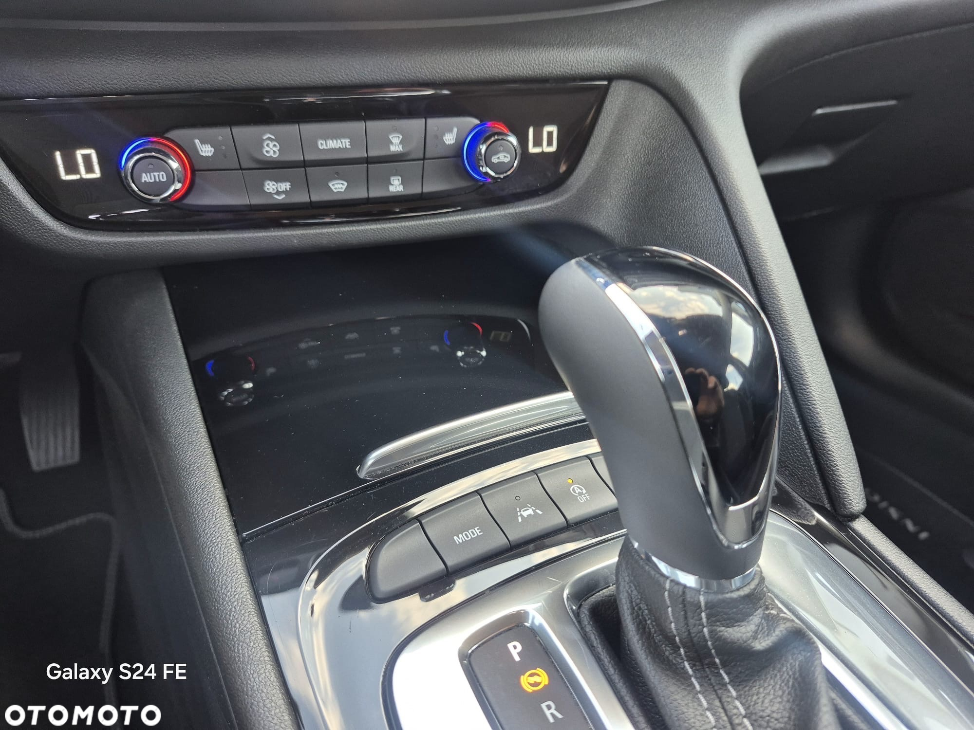 Opel Insignia - 35