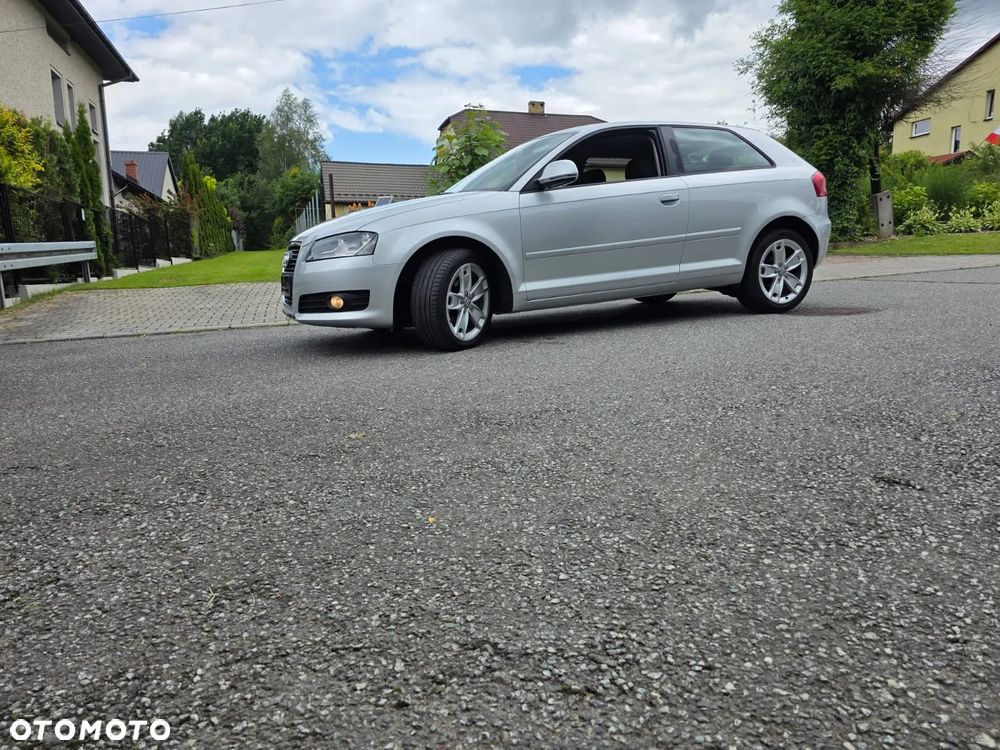 Audi A3 3-drzwiowe 1.6 S line Sportpaket (plus) - 12