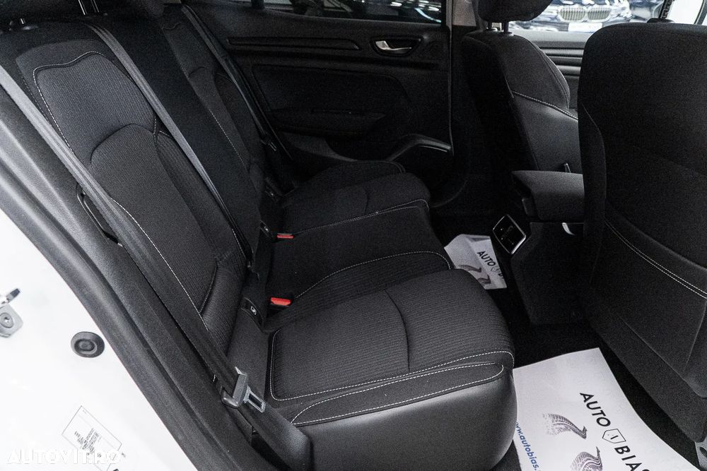 Renault Megane ENERGY dCi 110 EDC INTENS - 9