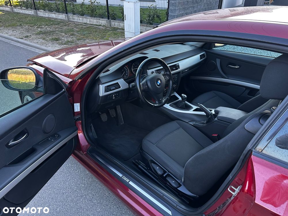 BMW Seria 3 - 16