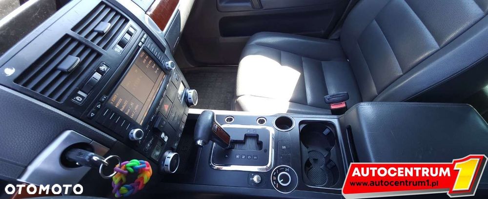 Volkswagen Touareg - 31