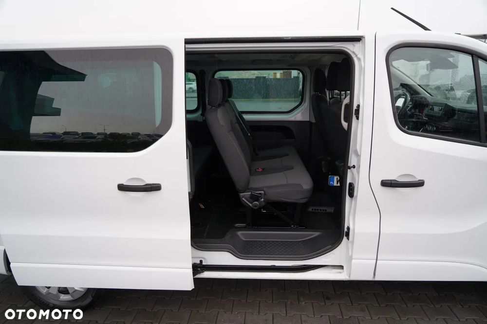 Renault TRAFIC III / BUS / 9 MIEJSC / PIERWSZY WŁAŚCICIEL / POLSKI SALON / 2022 ROK / - 36
