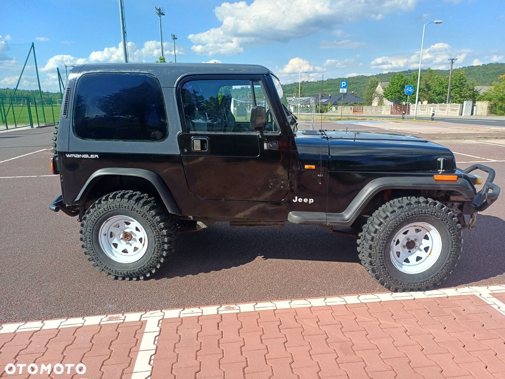 Jeep Wrangler - 15
