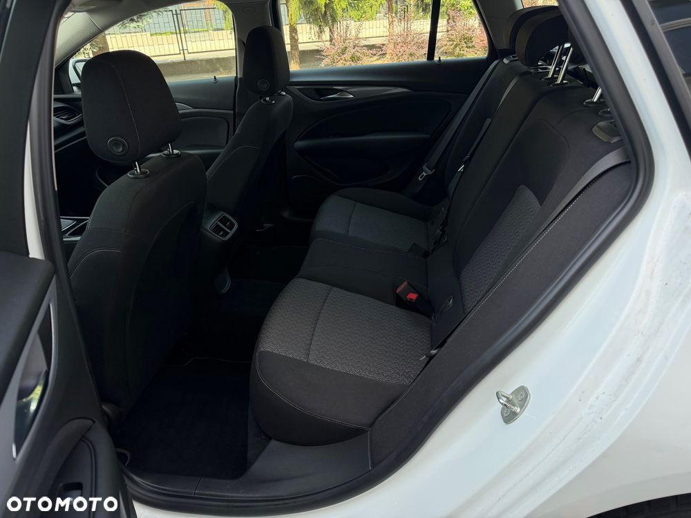 Opel Insignia 1.6 ECOTEC Business Edition - 18