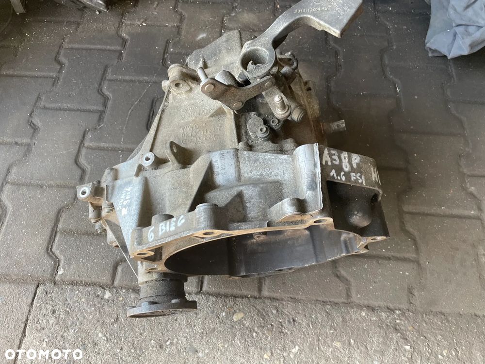 SKRZYNIA BIEGÓW VW SEAT SKODA AUDI 1.6 FSI HBM - 2