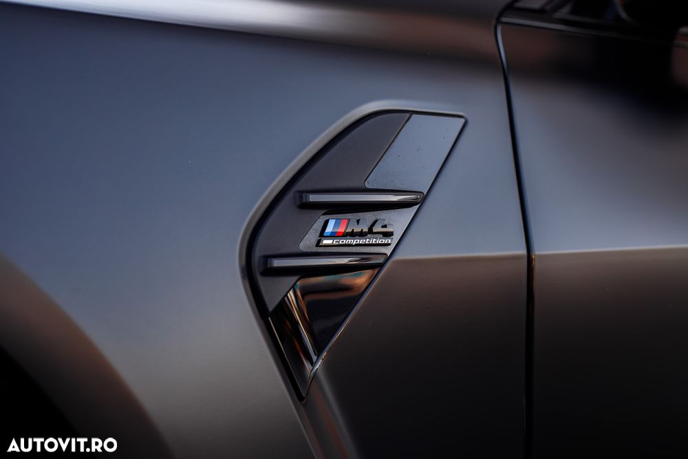 BMW M4 Competition M xDrive - 11