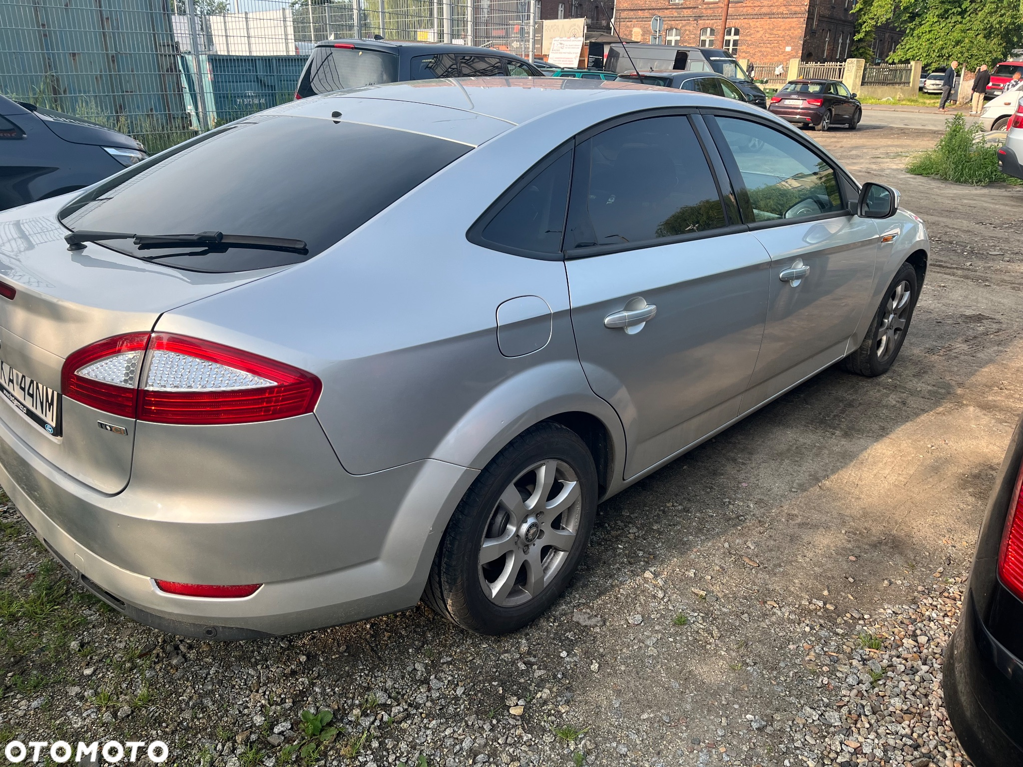 Ford Mondeo 2.0 TDCi Ambiente - 13
