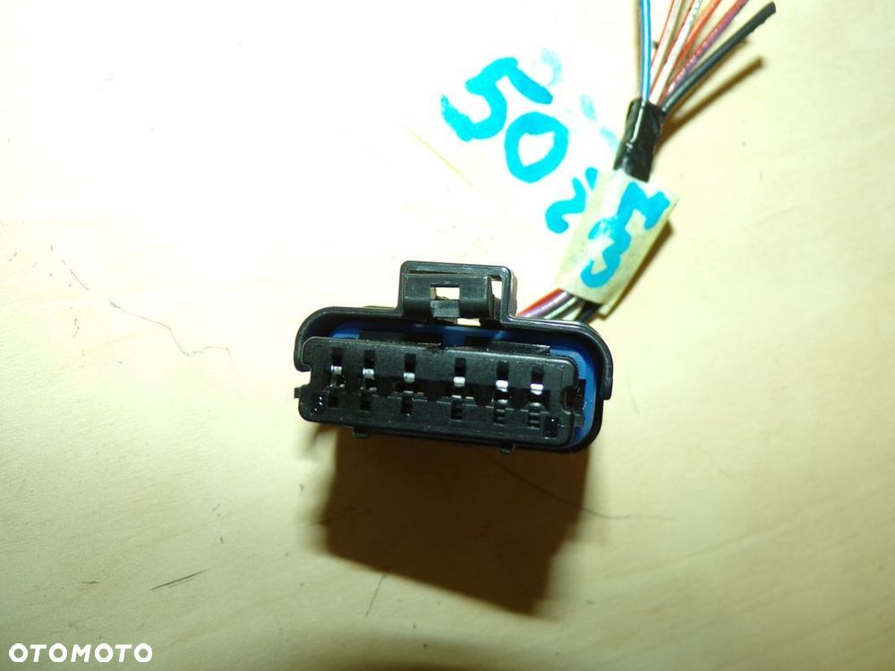 MASTER 3 i 4 MOVANO C 10- KOSTKA WTYCZKA DO TYLNEJ LAMPY 6 PIN - 4