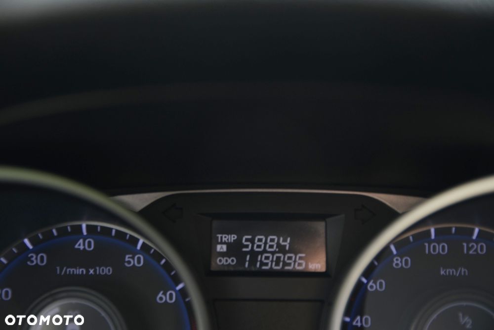 Hyundai ix35 1.6 2WD Fifa World Cup Edition - 34