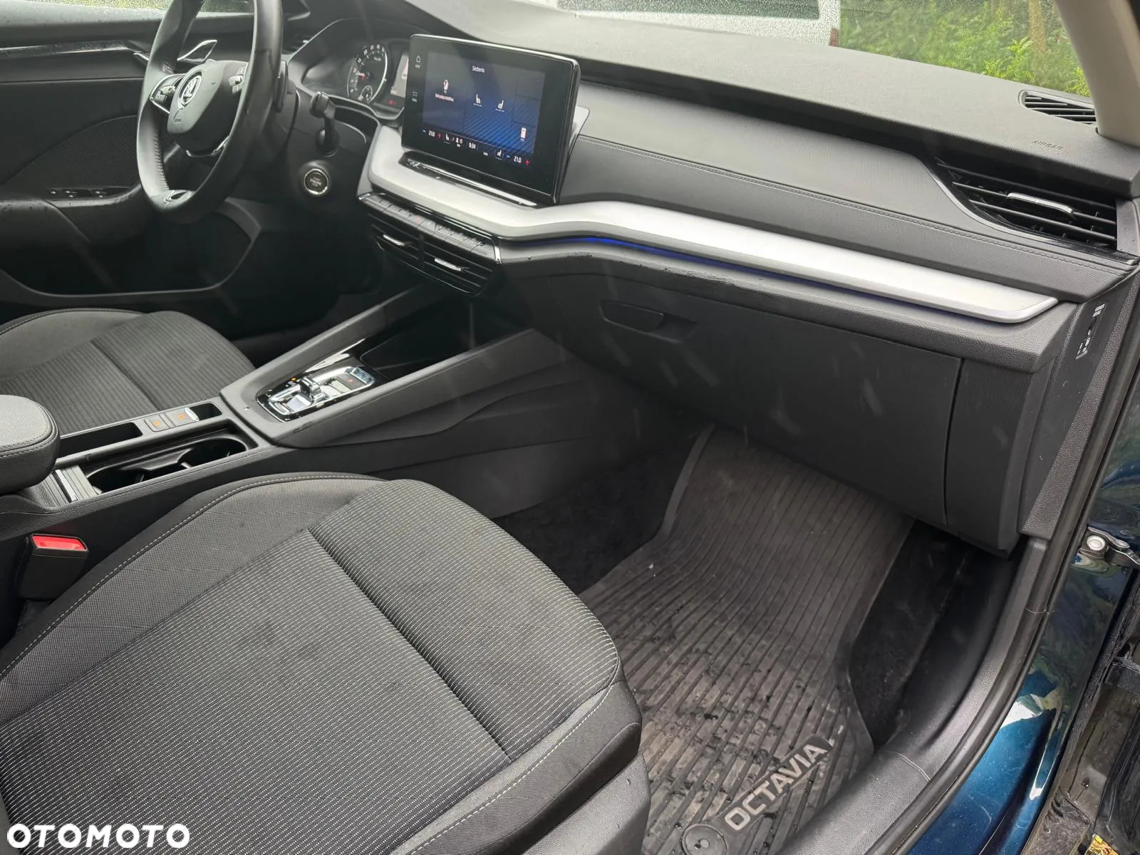 Skoda Octavia Combi 2.0 TDI DSG Ambition - 15