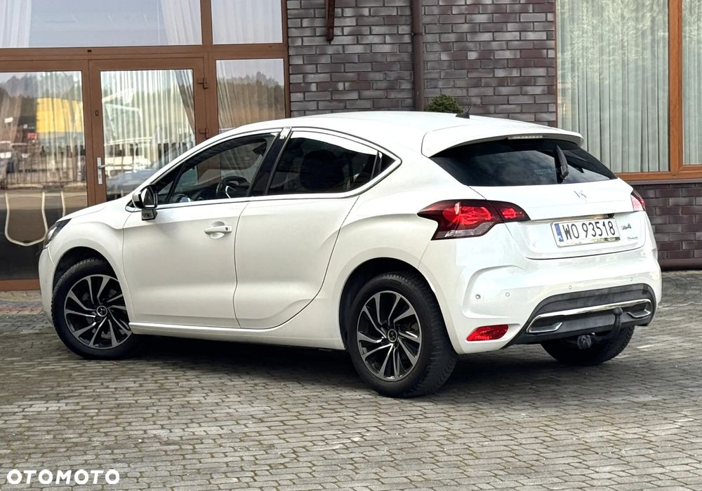 DS Automobiles DS 4 - 8